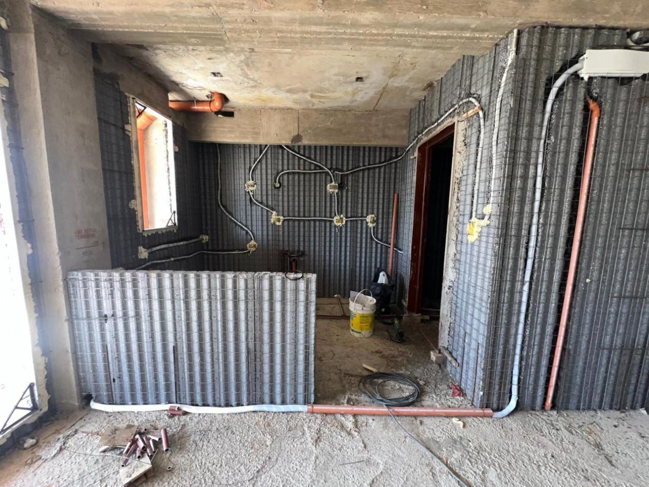 Foto de Venta departamento cuatro ambientes con balcon terraza en Colegiales, imagen 3