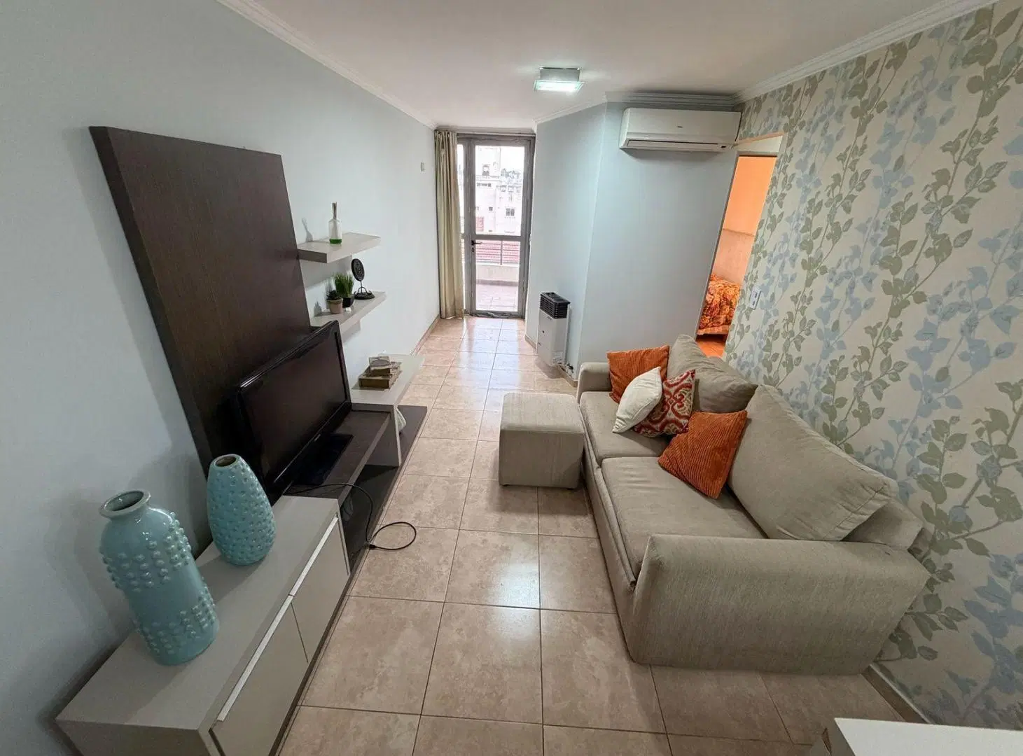 Depto en venta de un dormitorio con balcon!! Inmejorable ubicacion! 1