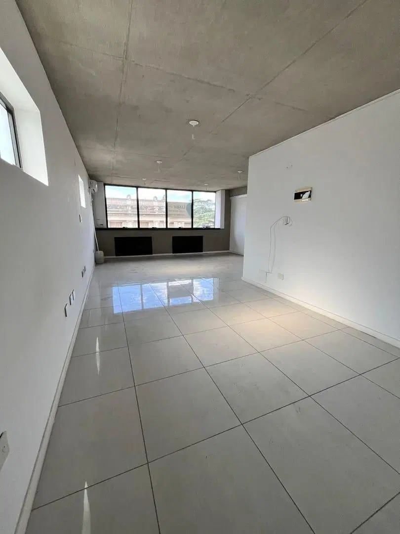 Venta! Moderno edificio en bloque frente a Tribunales - 14 oficinas + 2 locales 4