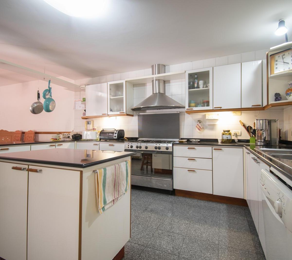Venta Casa 6 Ambientes Cochera 2 Plantas Jardin Quincho San Cristobal 1