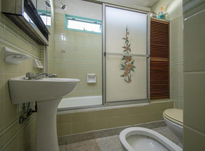 VENTA DEPARTAMENTO 5 AMB - COCHERA CUBIERTA - PERMUTA - APTO CREDITO 4