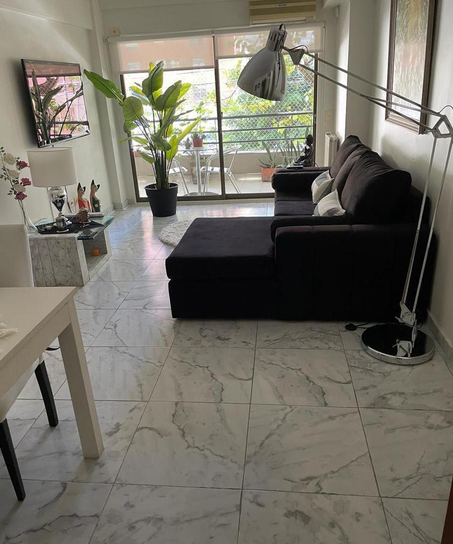 ALQUILER TEMPORARIO DEPARTAMENTO DE 3 AMBIENTES CON BALCÓN EN ROSEDAL