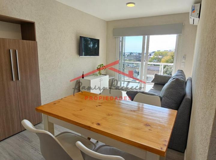 Foto de Departamento en alquiler en Pinamar, imagen 2