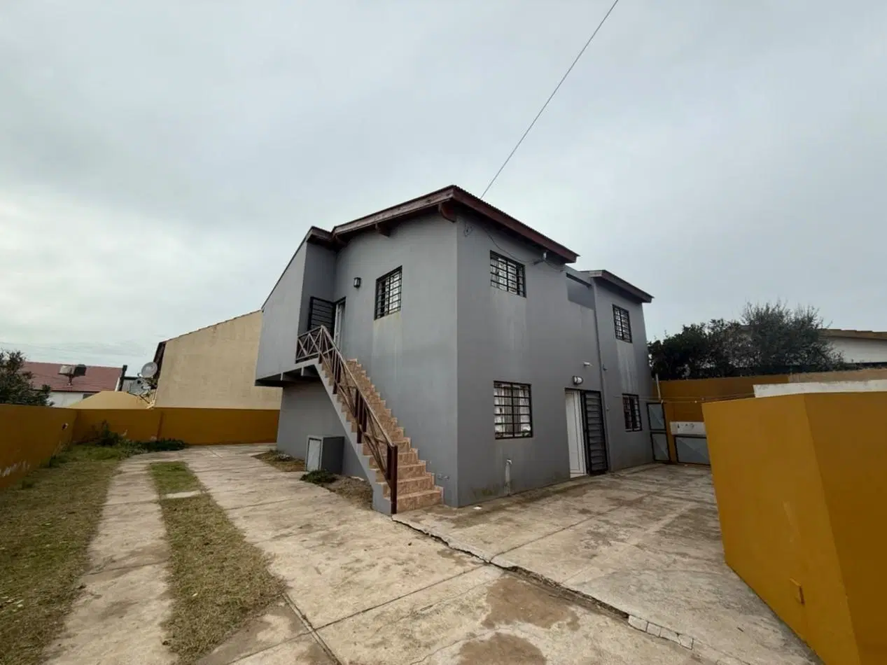 Complejo de 3 departamentos de 3 ambientes a 100 mts del mar - Mar del Tuyu 2