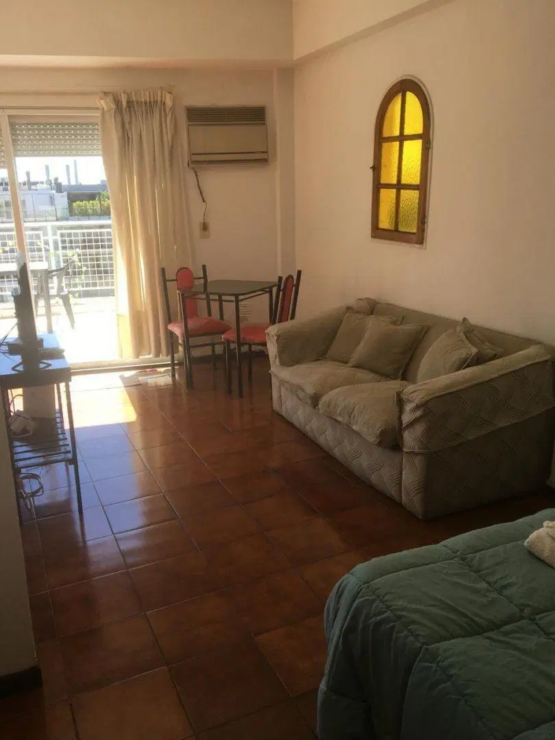 Ambiente en Palermo con Terraza propia y parrilla 3