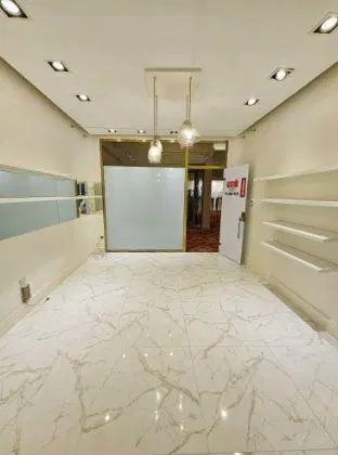 ALQUILER LOCAL EN GALERIA PROMENADE 5