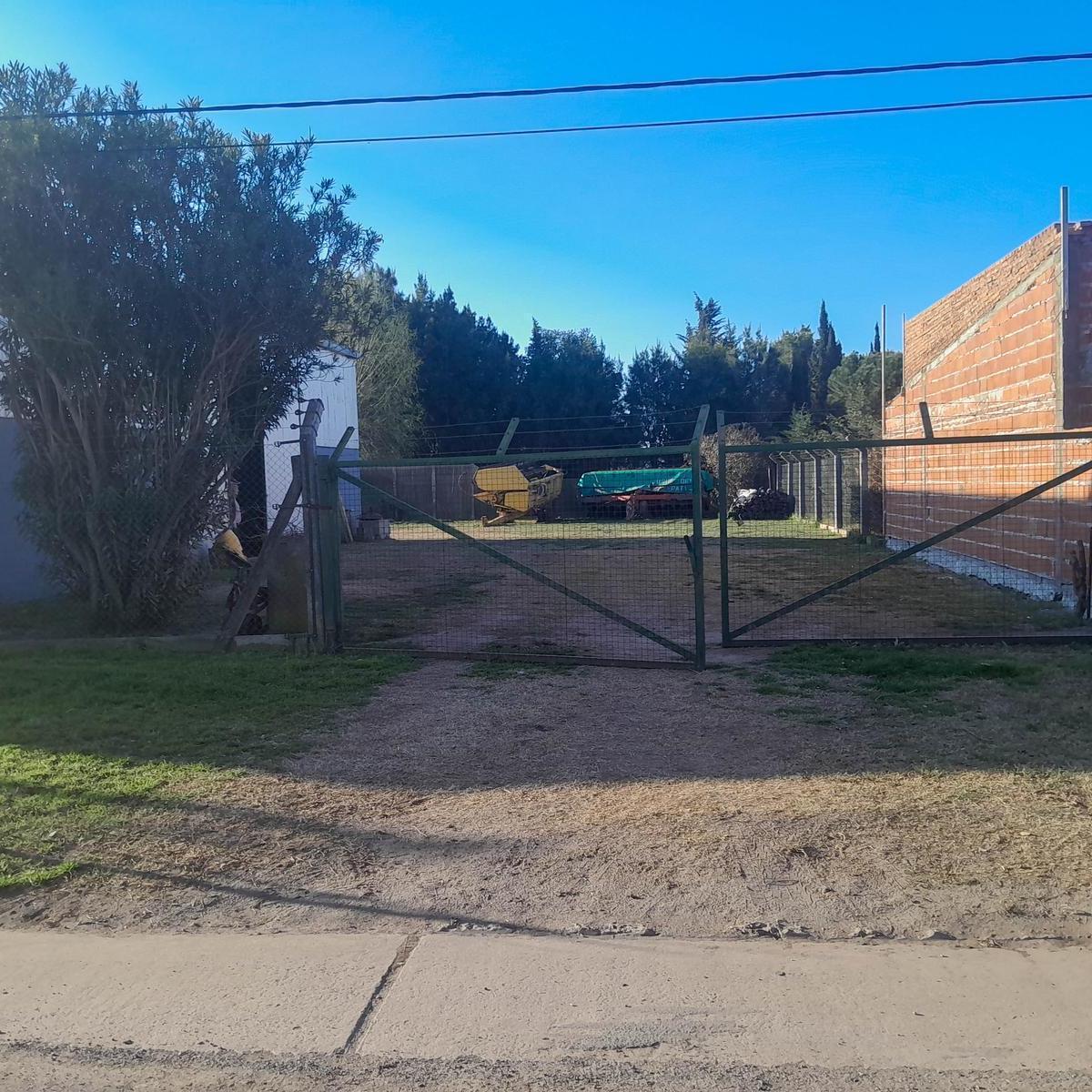 Venta. Galpón Nuevo en Gran Lote. San Martín y Ruta 15. Cafferata 3