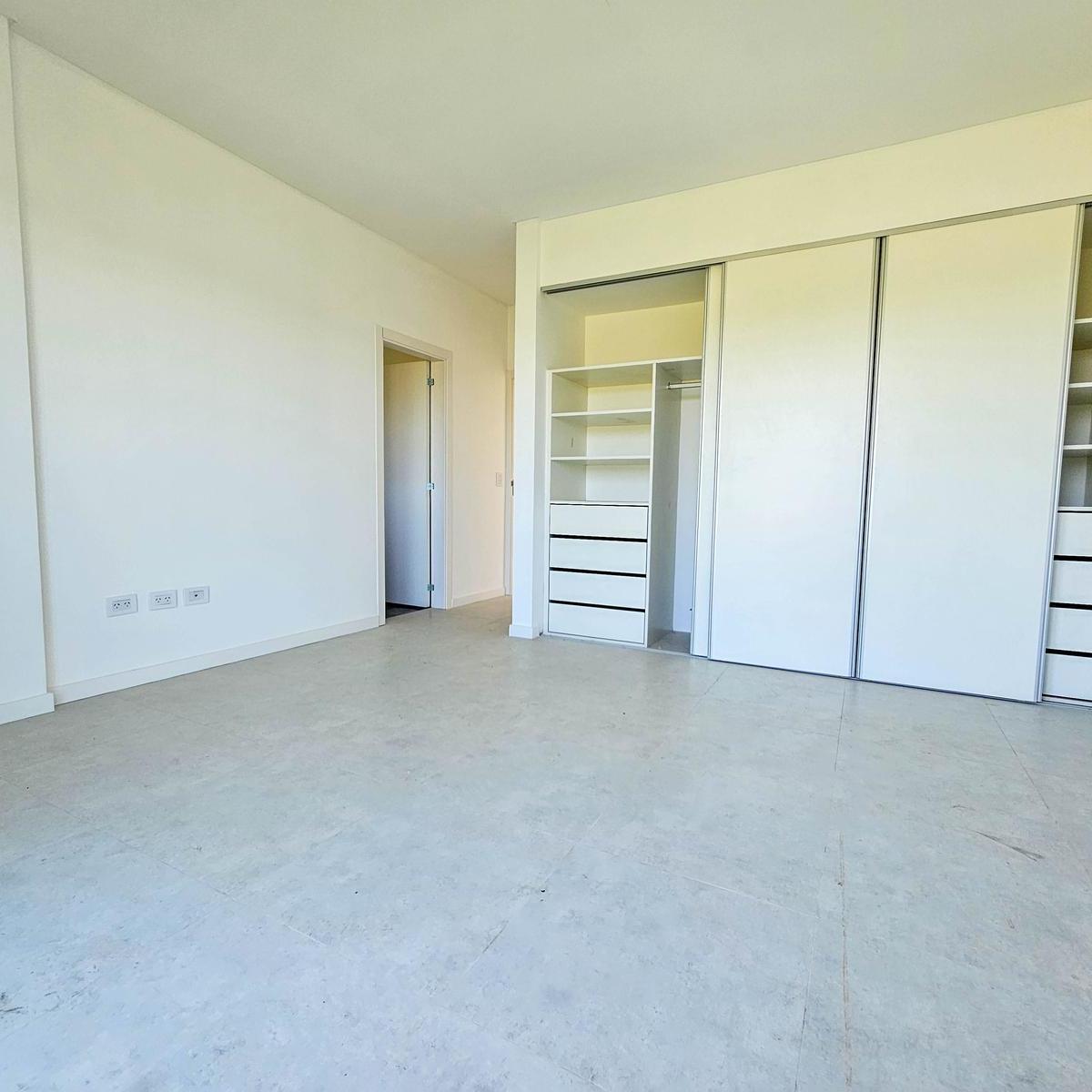 Casa en Venta, Dos Dorm. y Dos Baños, Sobre Av de Ecotierra, Pueblo Esther. 5