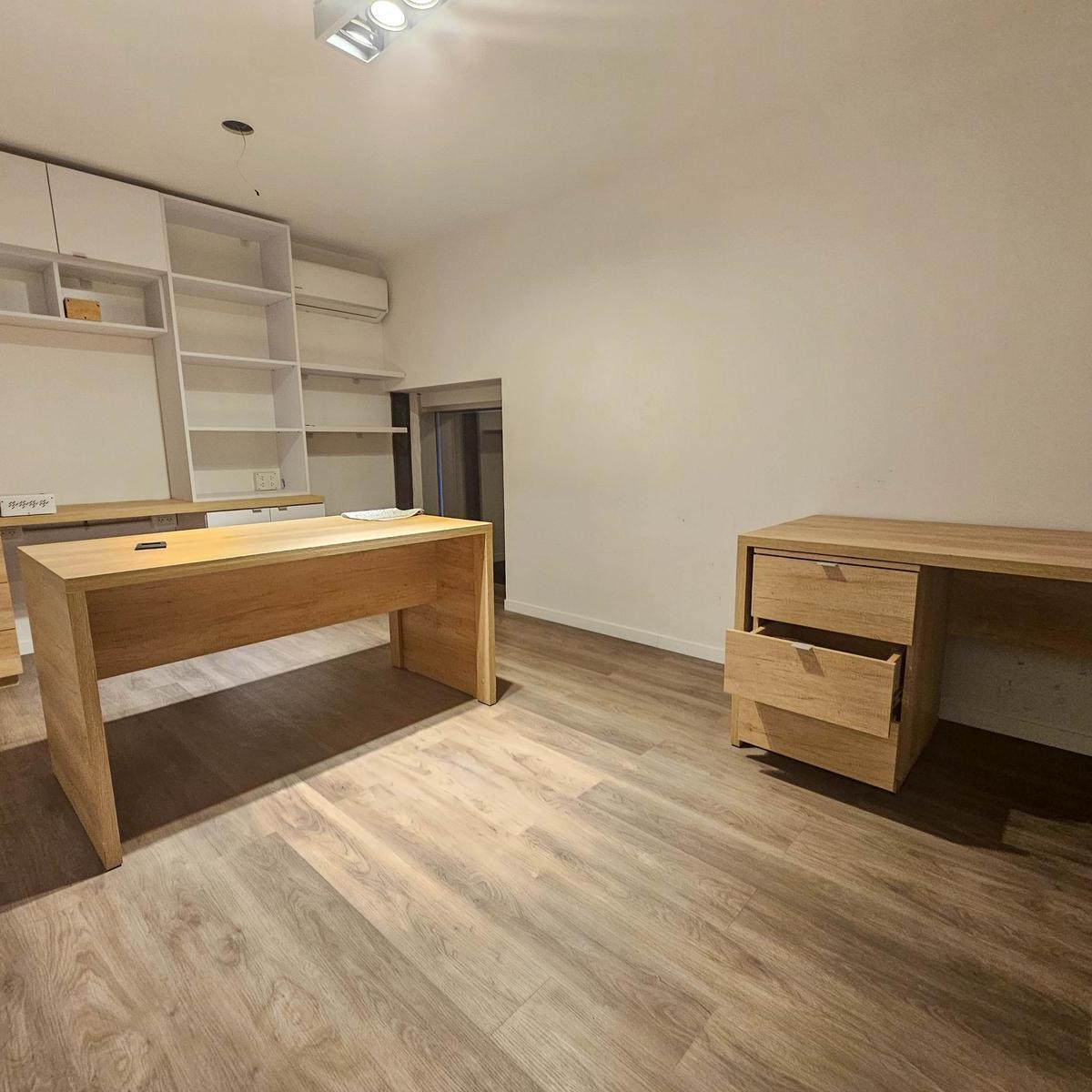 Venta/alquiler - Galpon Ideal Logistica o Deposito - Av Belgrano - Perez 3