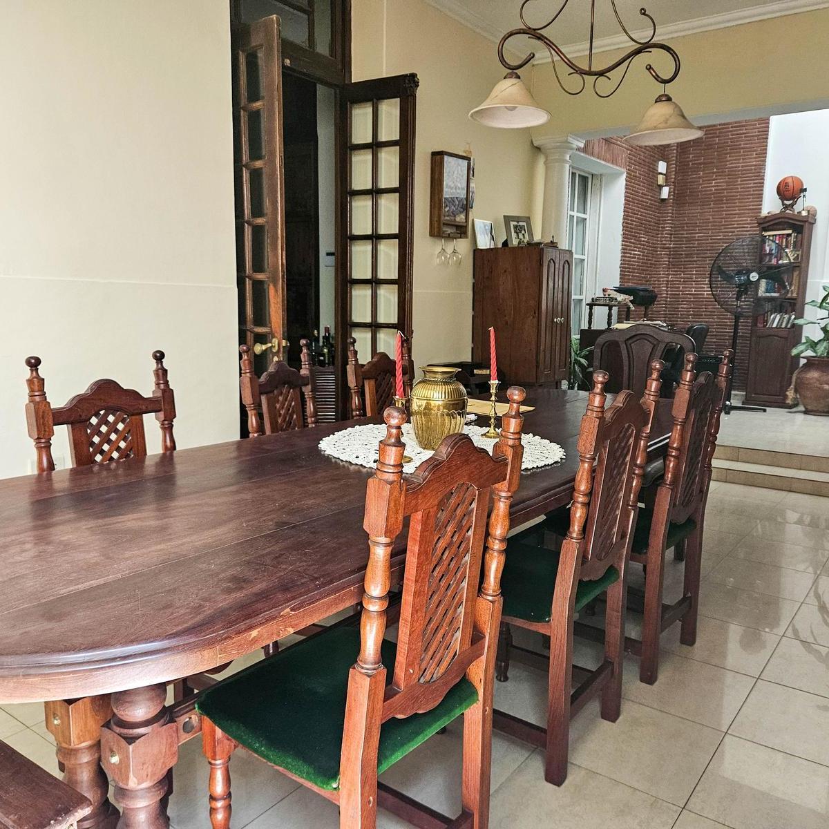 Casa en Venta de Cuatro Dorm. y Terraza en Felipe Moré Al 600 - Barrio Ludueña 1