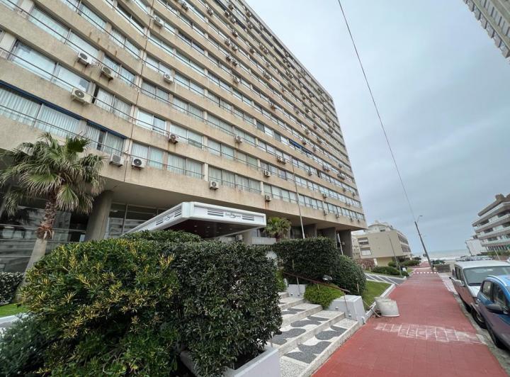 Apartamento 1 1/2 dorm - Punta del Este