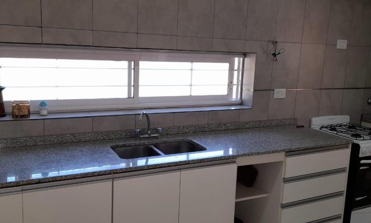 Venta Casa Quinta en Jorge Newbery Sauce Viejo 3