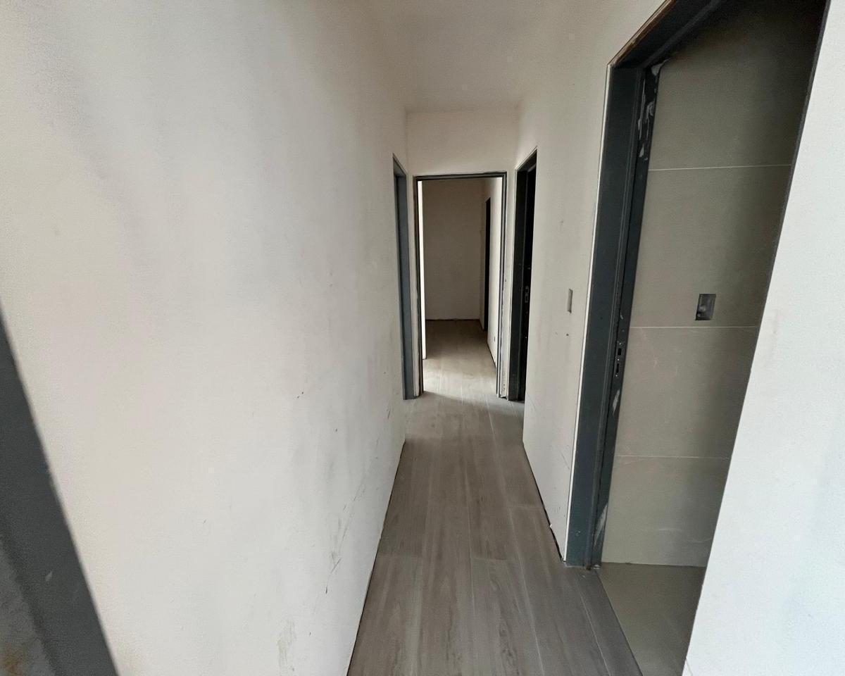 Venta Departamento Santa Fe - Semipiso 4 Dorm. en El Puerto - Amarras Center Torre 3 2