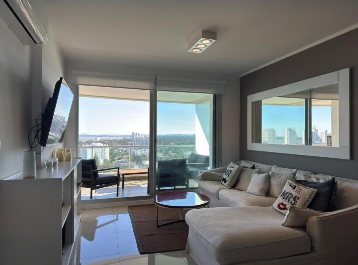 Wind Tower, Punta del este. Departamento en alquiler temporal 3
