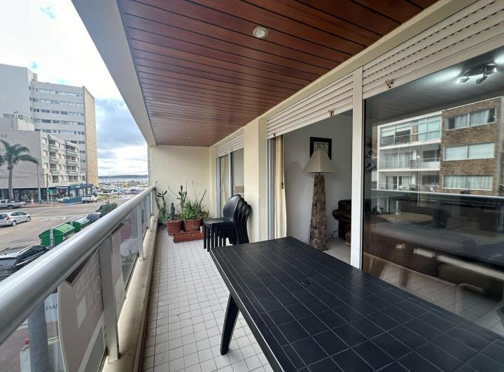Alquiler Anual, tres dormitorios, Penisnula, Punta del este. 3