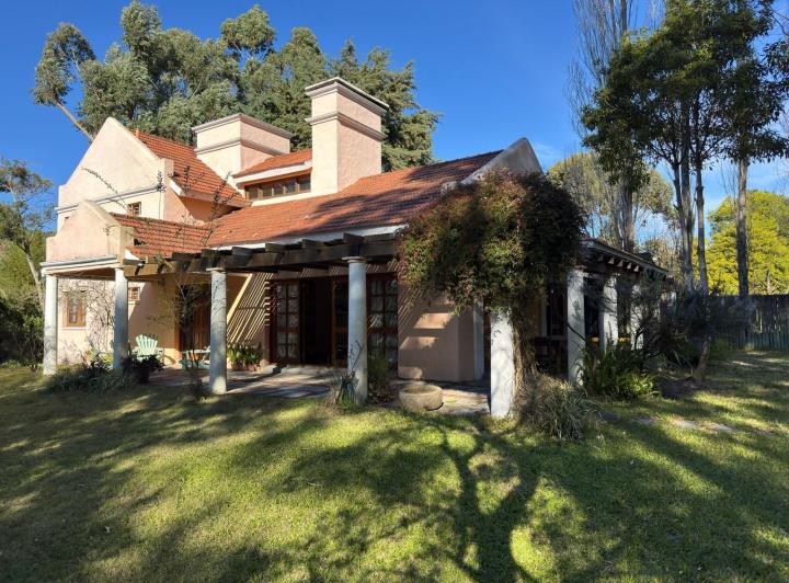 Casa en alquiler temporal Rincon del Indio, Punta del este. 1