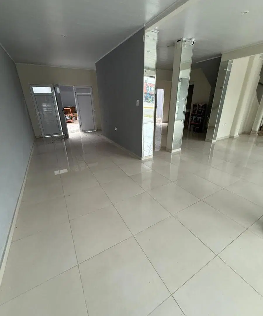 Alquiler local comercial en Santa Fe 2
