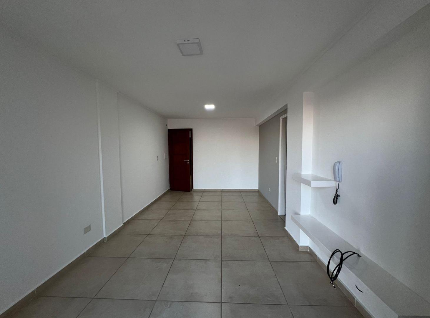 Foto de ALQUILER DEPARTAMENTO 1 DORMITORIO EN CONSTITUYENTES, imagen 2