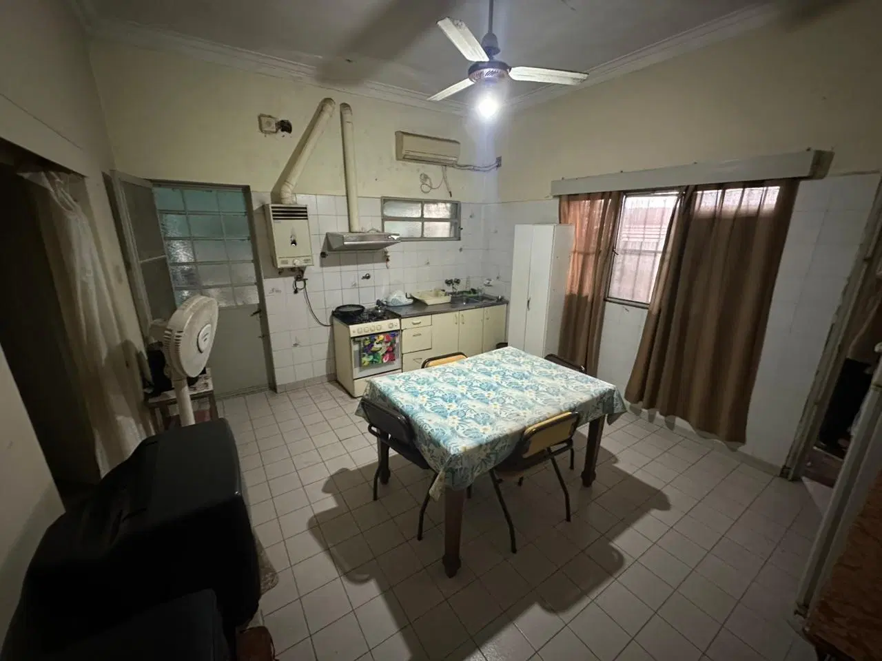 VENTA-CASA-BARRIO GUADALUPE-LUMINOSA 5