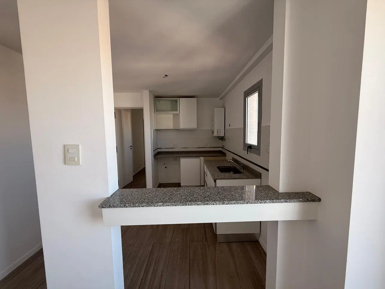 VENTA-DEPARTAMENTO-SEMIPISO-DOS DORMITORIOS-CONSTITUYENTES 4