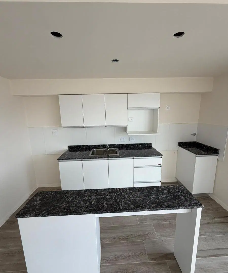 Alquiler de Departamento 2 dormitorios en Hipólito Irigoyen 2900 4