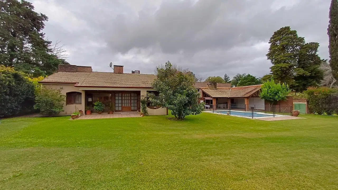 Alquiler de Casa Quinta en Club Náutico Ubajay 2