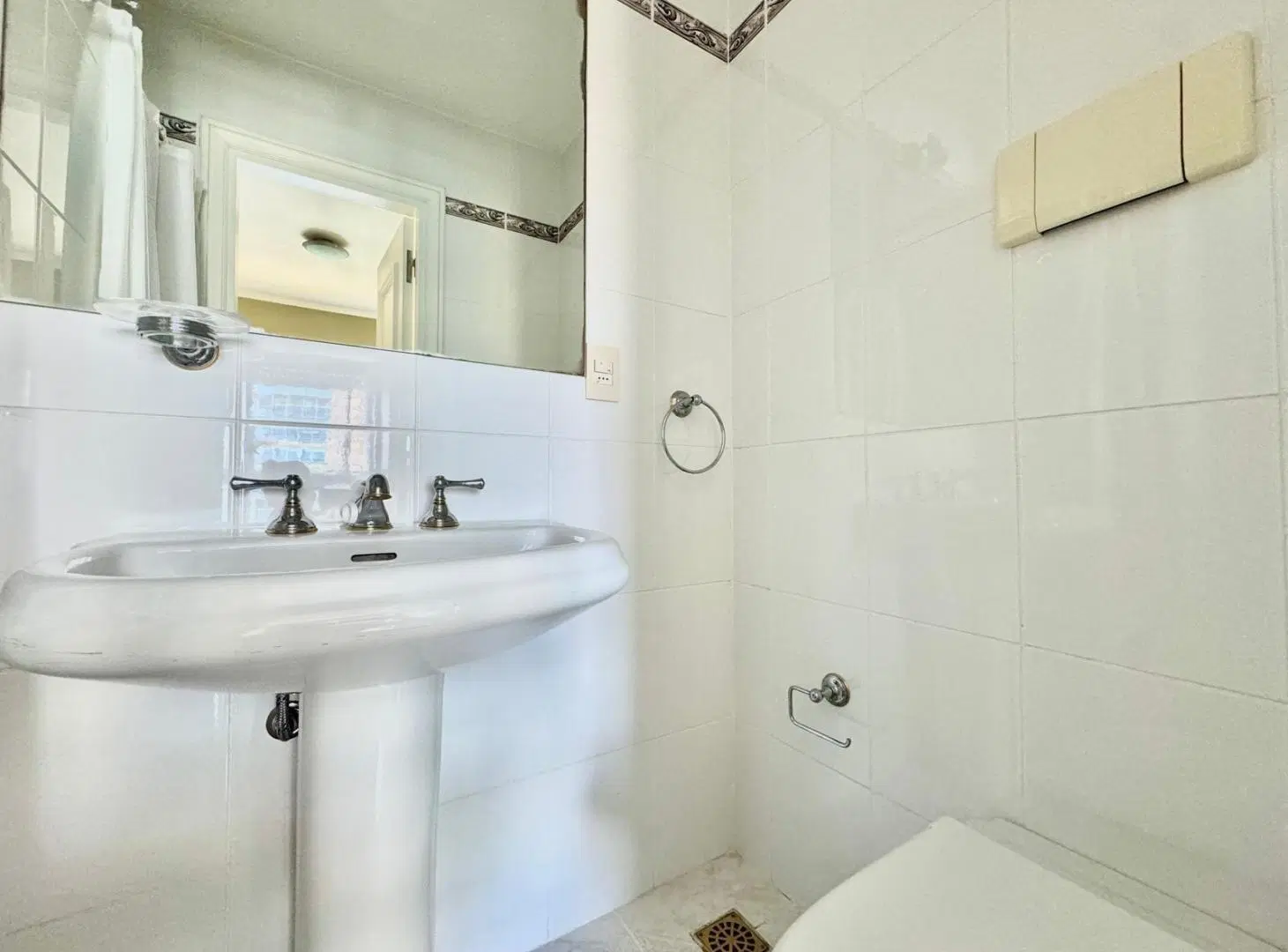 Departamento 4 dormitorios en suite | Coral Tower | Playa Mansa Parada 5 | Punta Del Este 4