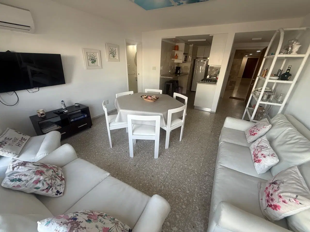 Apartamento en alquiler 3 dormitorios Punta del Este, Torre de las Américas- amoblado 1