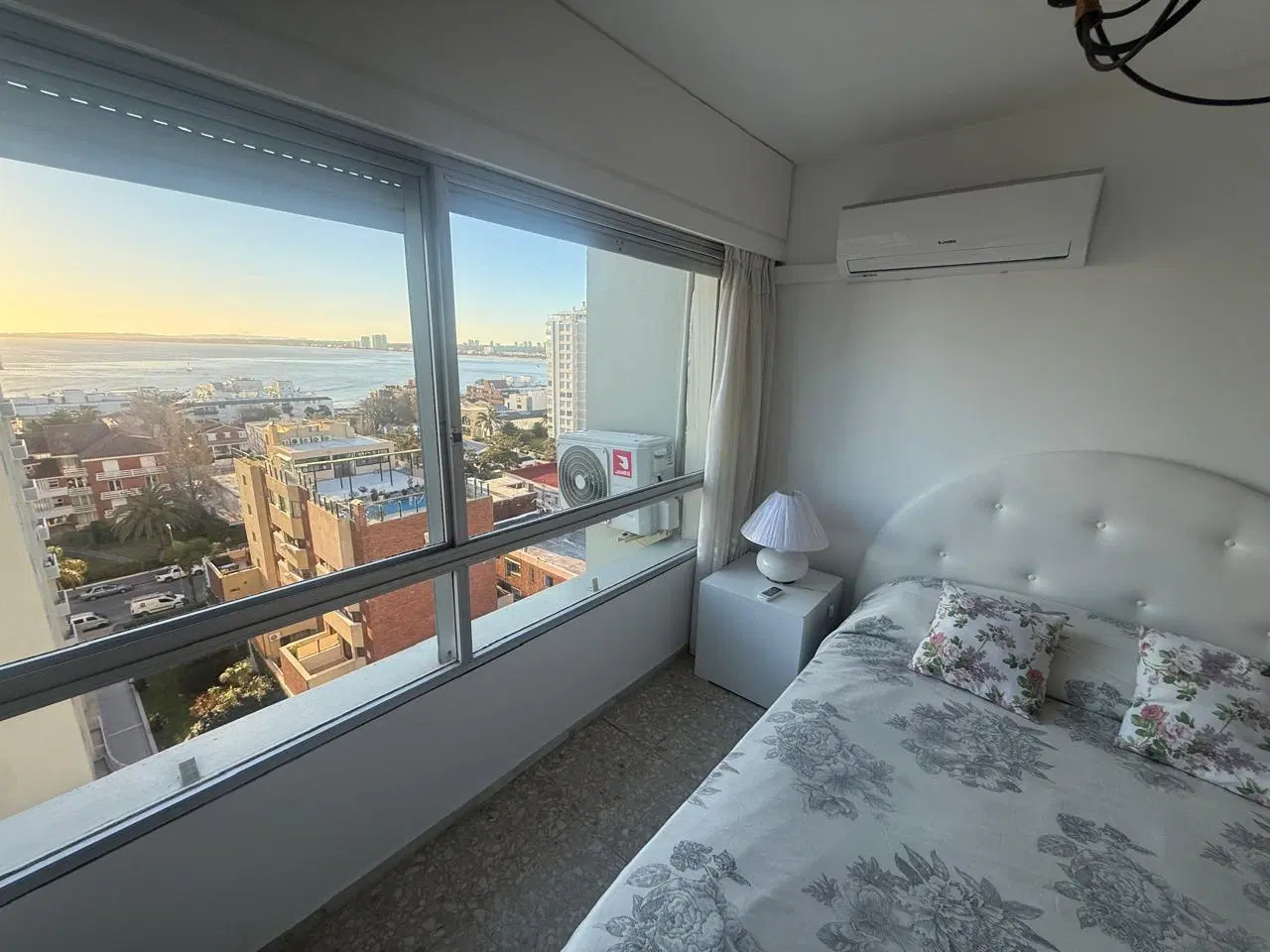 Apartamento en alquiler 3 dormitorios Punta del Este, Torre de las Américas- amoblado 8