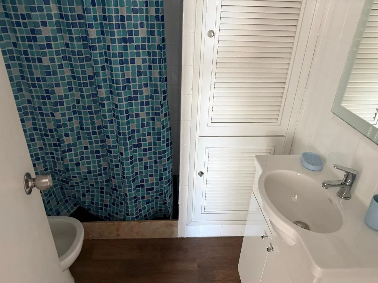 Alquiler – Departamento Torre de las Américas piso 1802. 2 dormitorios, 2 baños, 100 m², amoblado, v 1