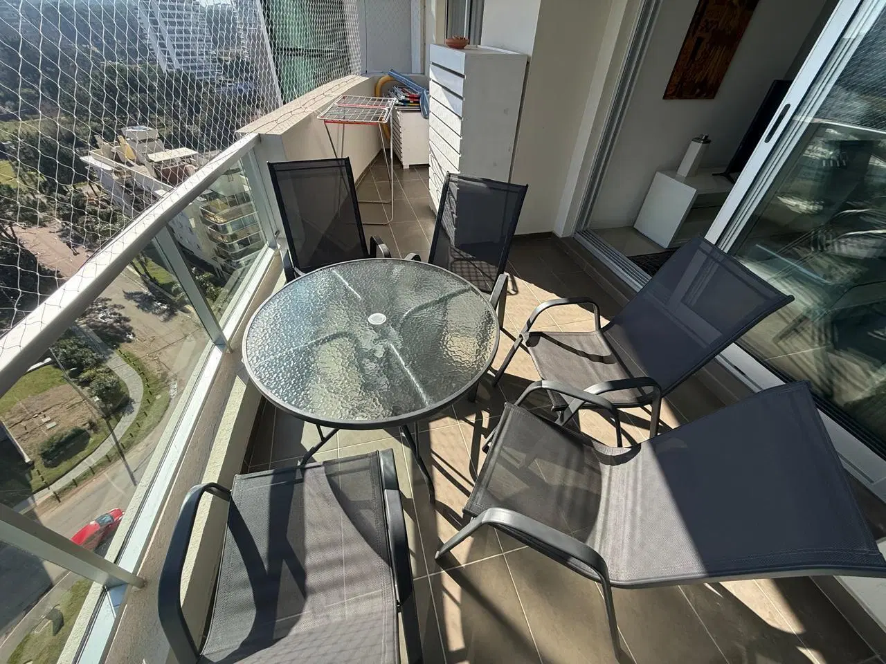 Departamento en alquiler- Punta del este- Parada 6 de la brava 5