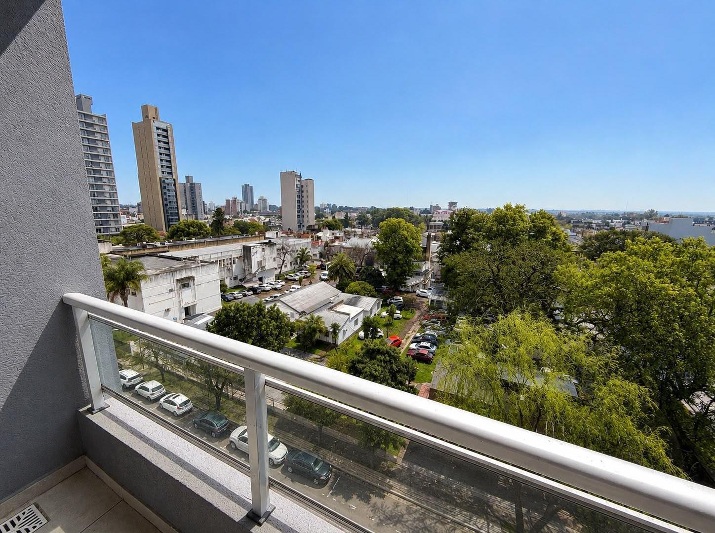 Foto de Venta Departamento de 1 dormitorio con cochera a una cuadra de Bv, imagen 4