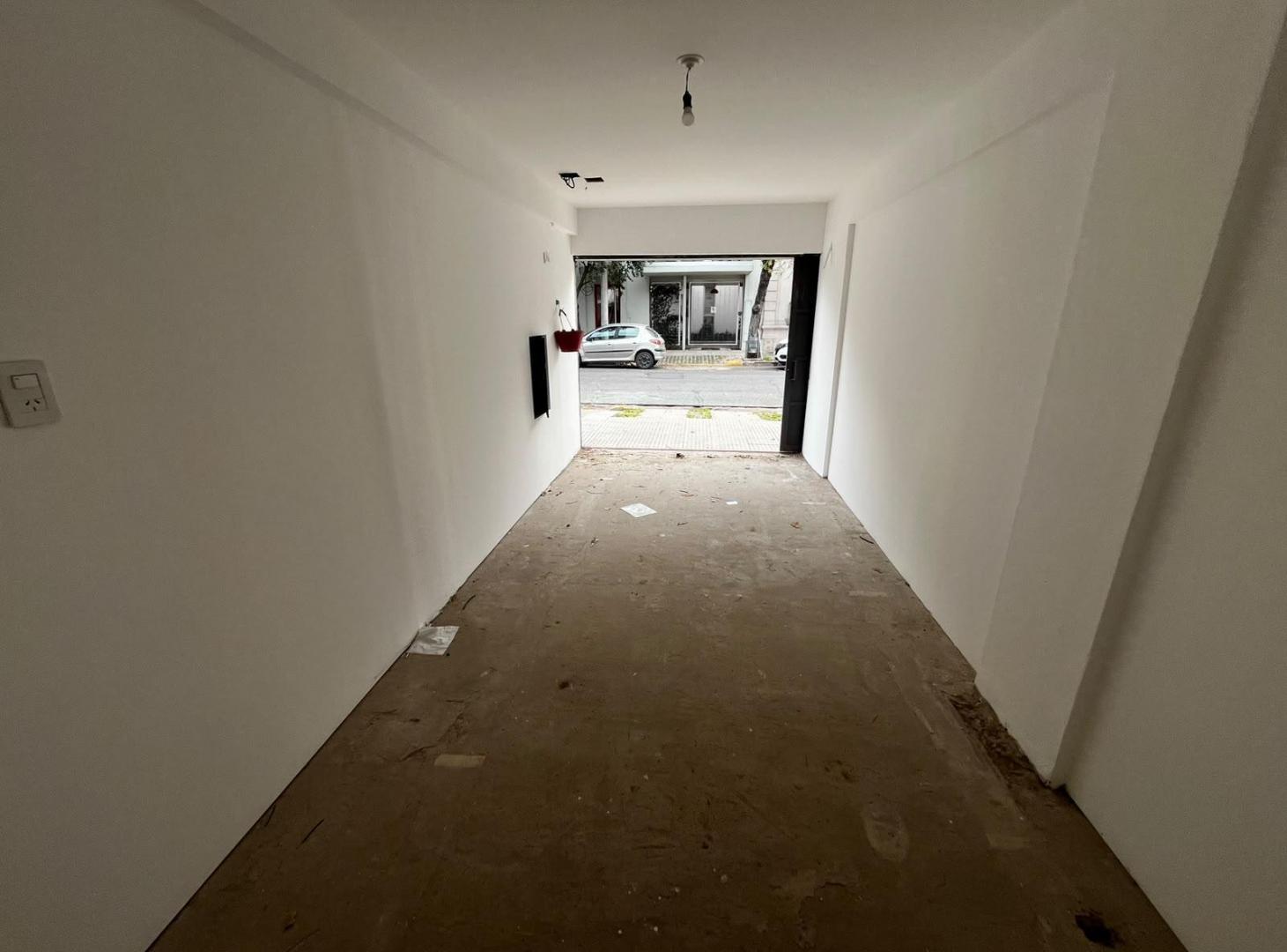 Foto de Alquiler Cochera en Barrio Candioti, imagen 2