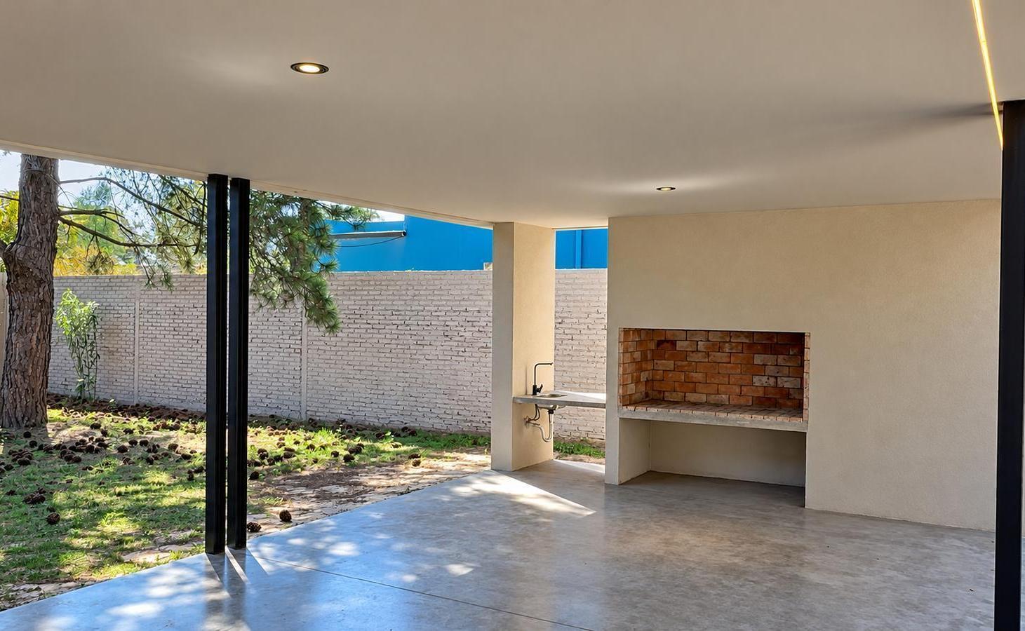 Foto de Venta casa en Colastine, imagen 3