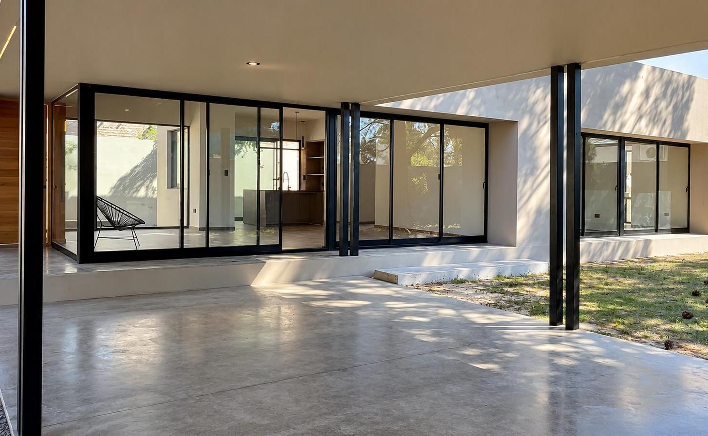 Foto de Venta casa en Colastine, imagen 4