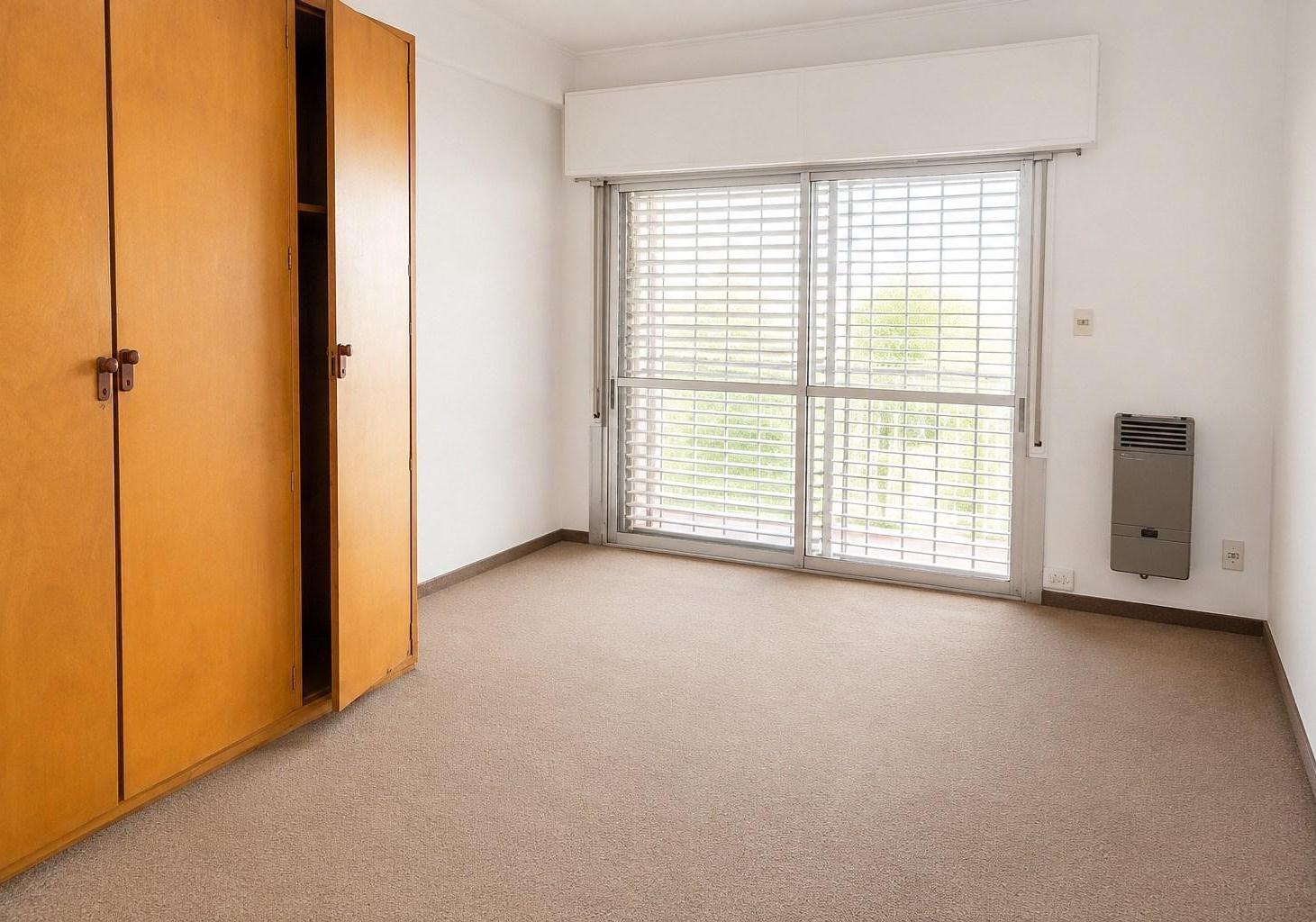 Foto de Casa Chalet en Venta en Banfield Este, Banfield, Lomas de Zamora, imagen 2