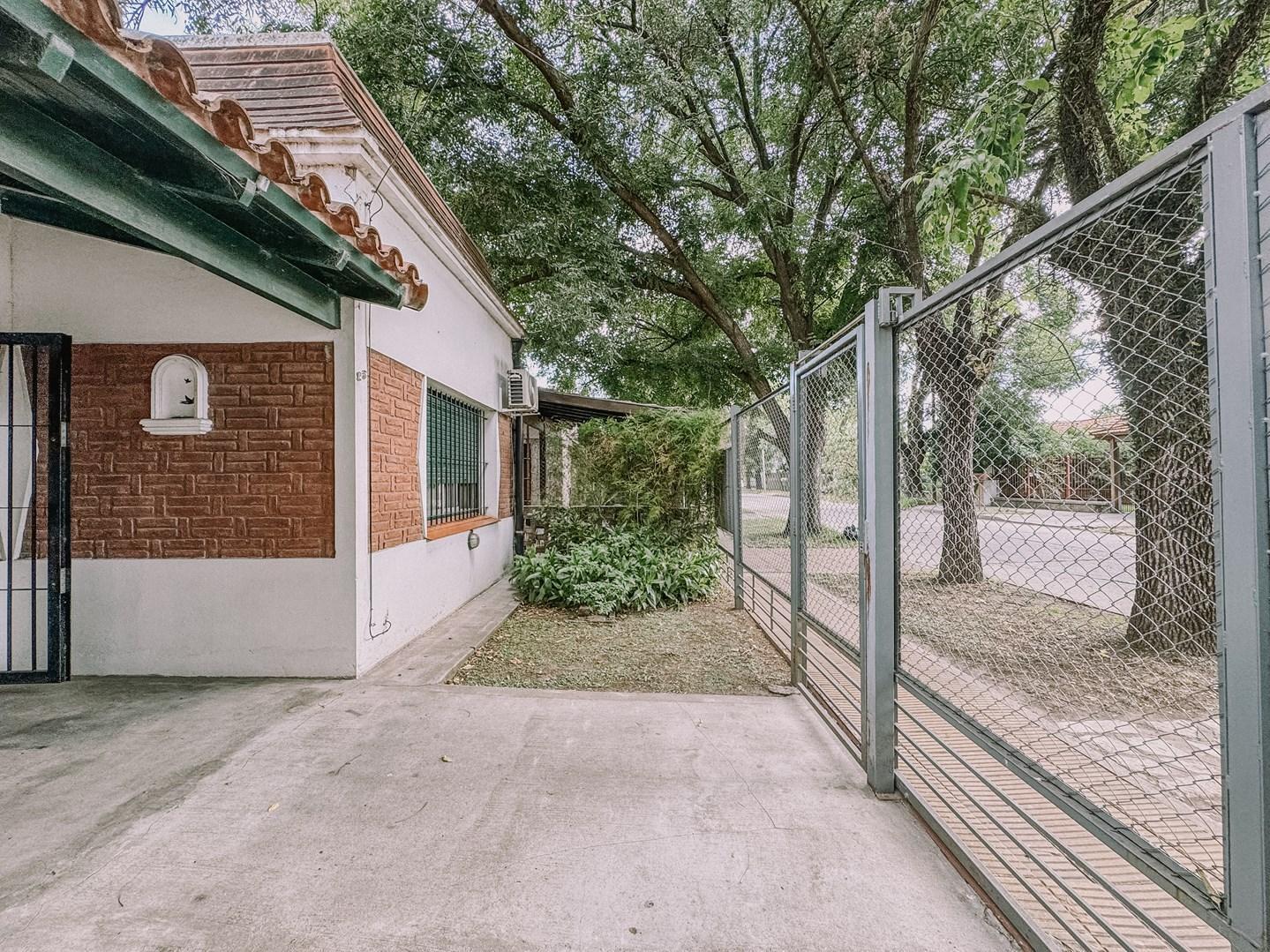 Foto de Casa Chalet en Venta en Adrogué, Almirante Brown, G.B.A. Zona Sur, imagen 5