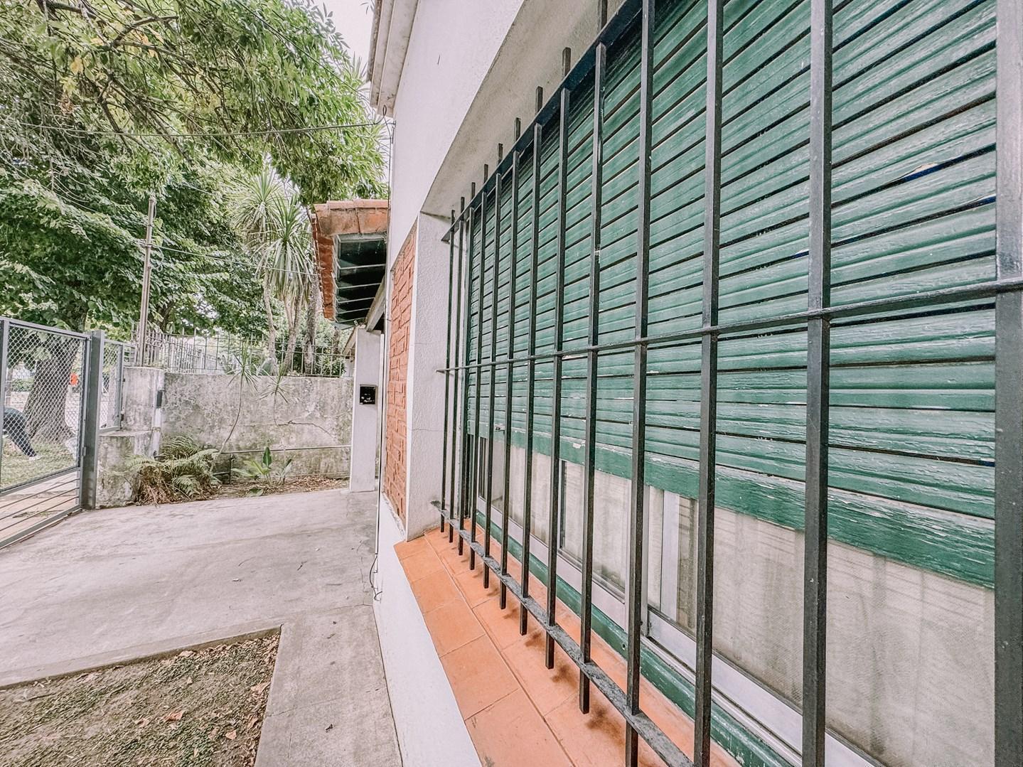 Foto de Casa Chalet en Venta en Adrogué, Almirante Brown, G.B.A. Zona Sur, imagen 4