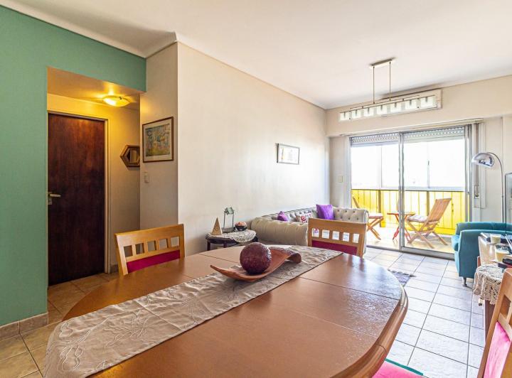 Venta. Tres ambientes con dependencia. Barracas. 2
