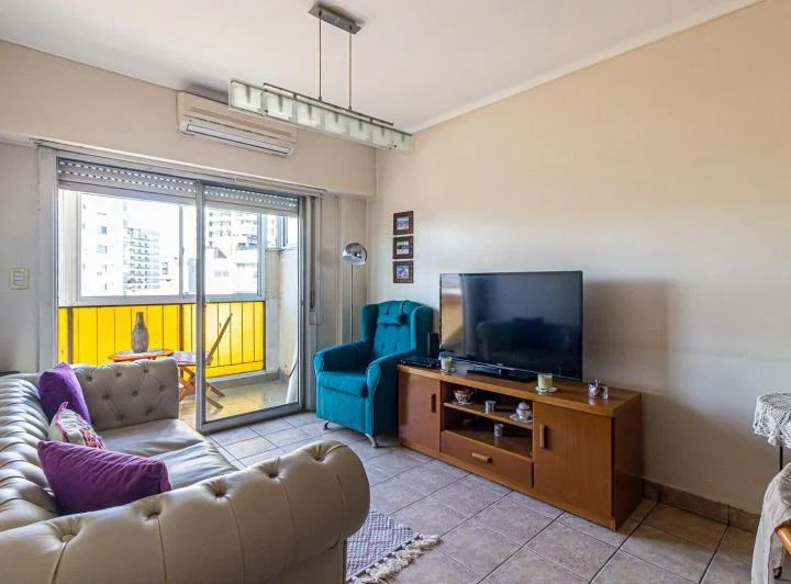 Venta. Semipiso de 4 ambientes. Barracas 4
