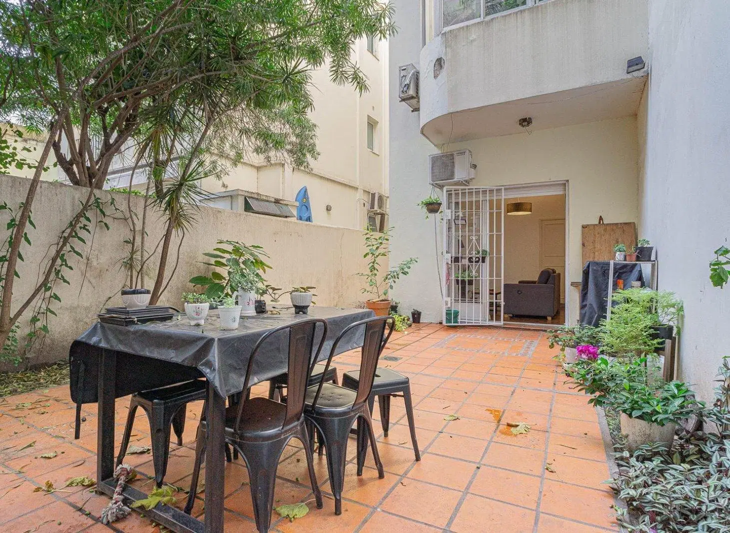 VENTA DEPARTAMENTO 3 AMBIENTES + PATIO. PALERMO CHICO 3