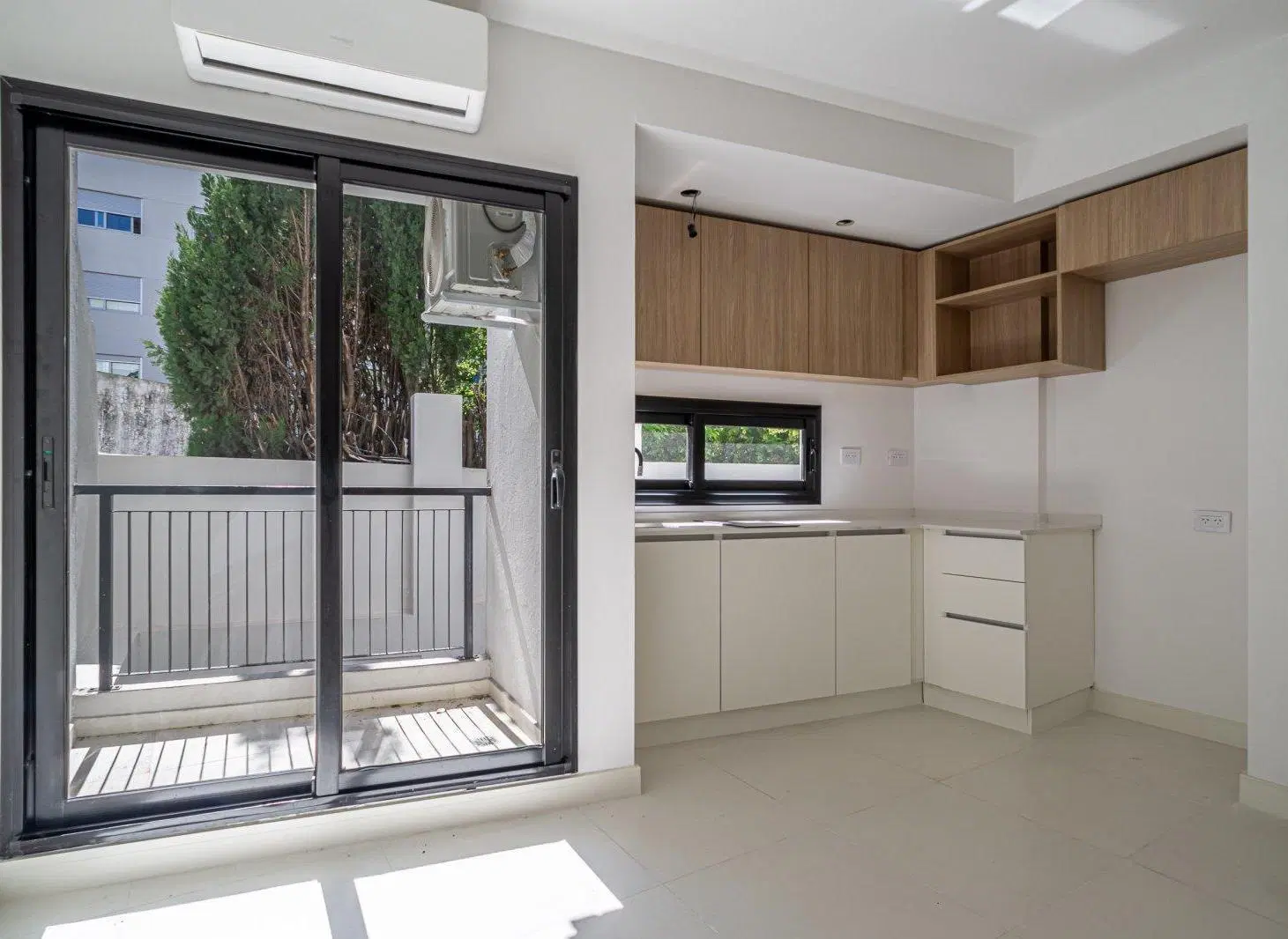 Venta. Monoambiente con balcón a estrenar. Caballito 5