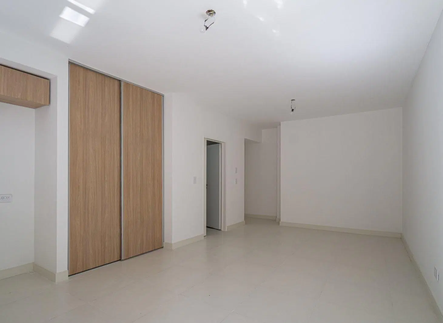Venta. Monoambiente con balcón a estrenar. Caballito 4