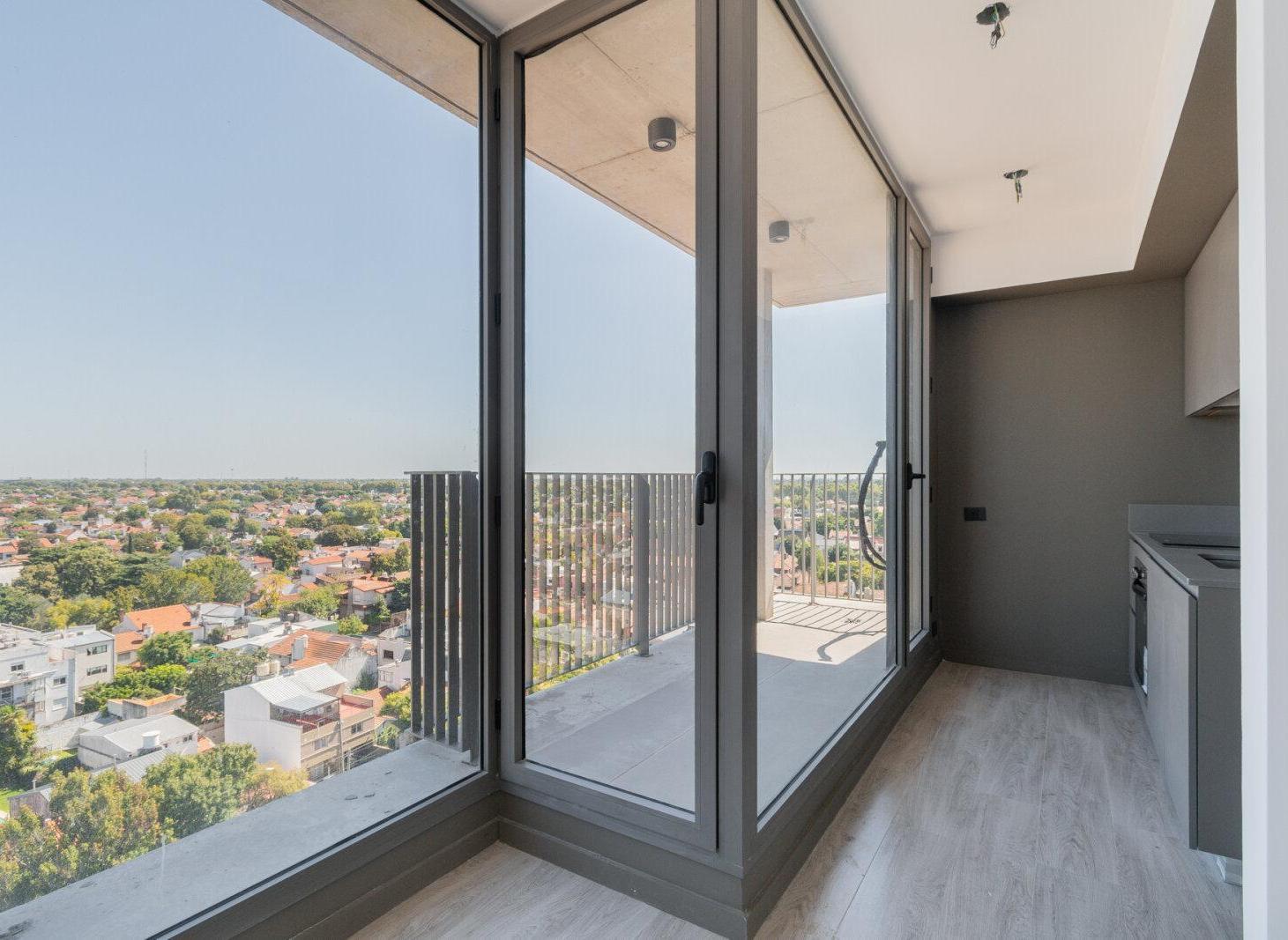 Venta 2 Ambientes con toilette y Cochera en Torre – Piso 10 – Olivos