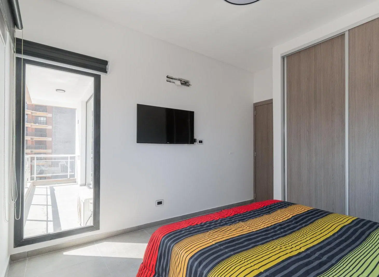 VENTA. DEPARTAMENTO NUEVO. 2 AMB. QUILMES 4