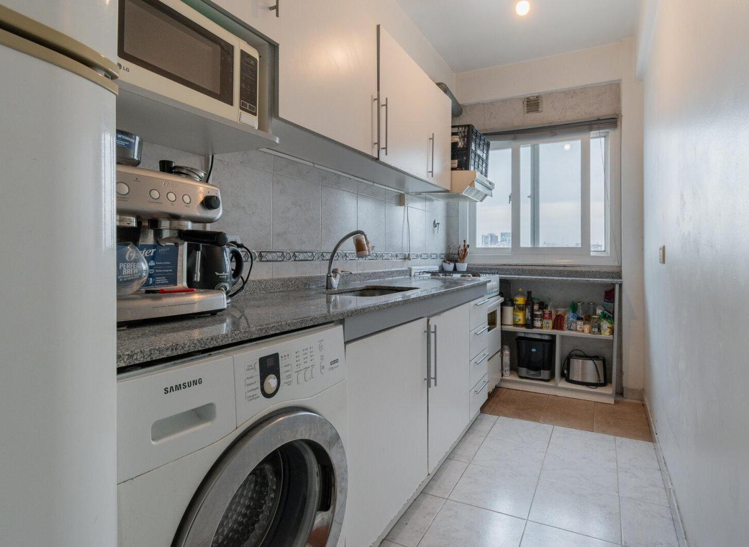 Foto de Venta Departamento 2 Ambientes con Cochera. Almagro, imagen 1
