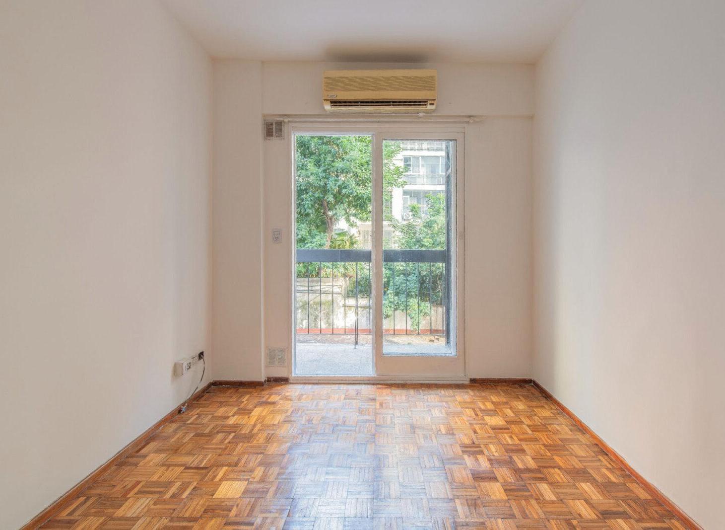 Foto de VENTA.2 AMB.CON ESCRITORIO. BALCÓN Y LAVADERO. BELGRANO, imagen 4