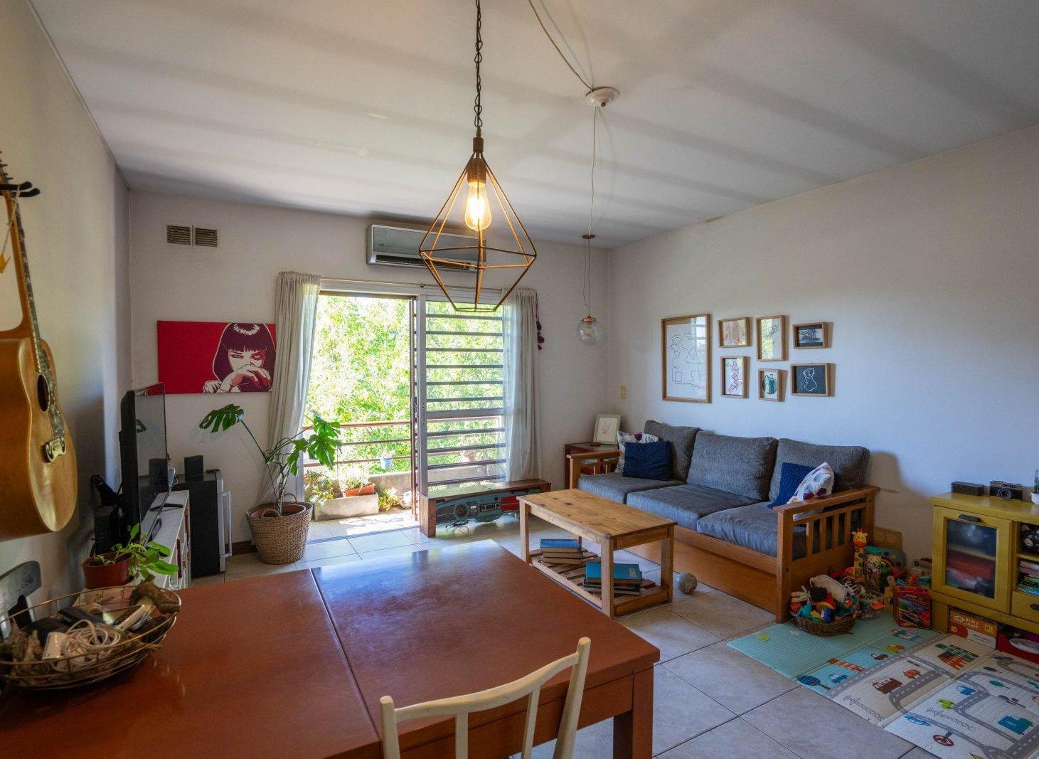 Foto de Venta departamento con balcon, terraza propia y cochera - Munro, imagen 4
