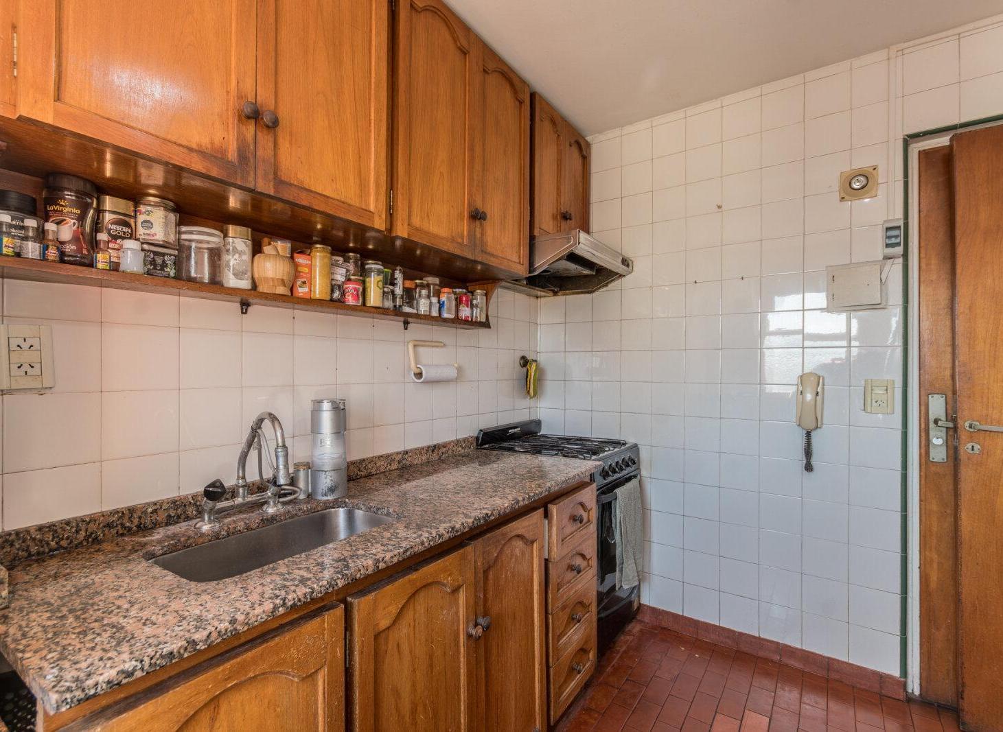 Foto de Departamento de cuatro ambientes con balcón - Facultad de Medicina, imagen 4