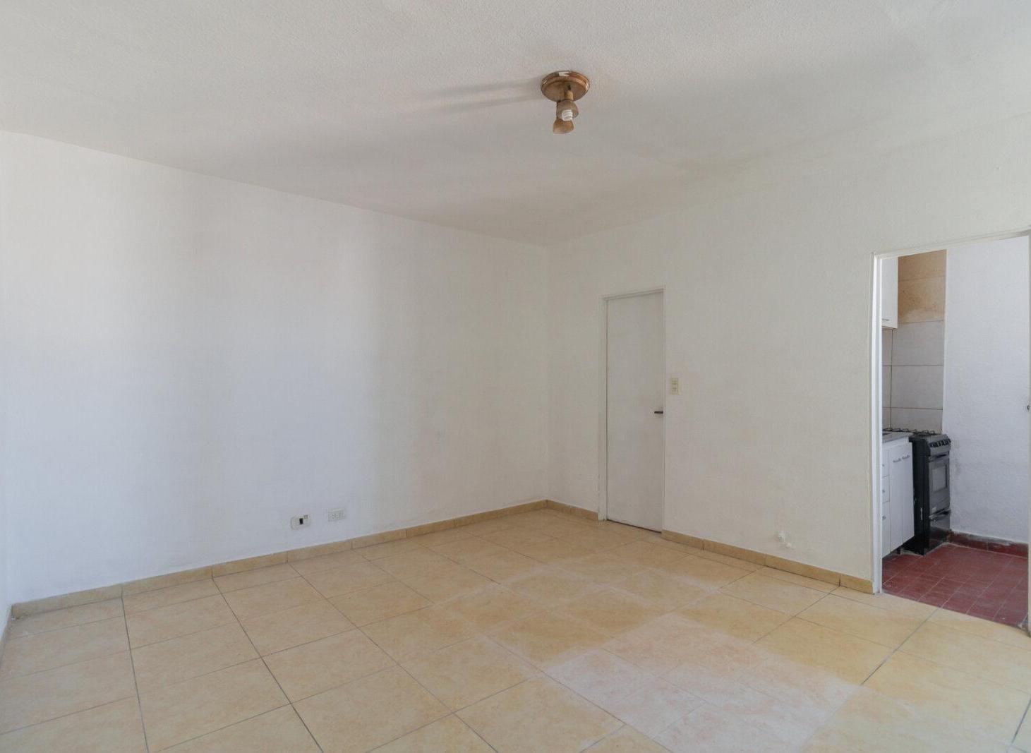Foto de VENTA. MONOAMBIENTE BALVANERA MUY LUMINOSO, imagen 4